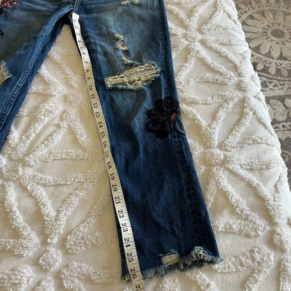 Abercrombie & Fitch Annie High Rise Boho Embroidered Floral Girlfriend Jeans - Picture 12 of 14